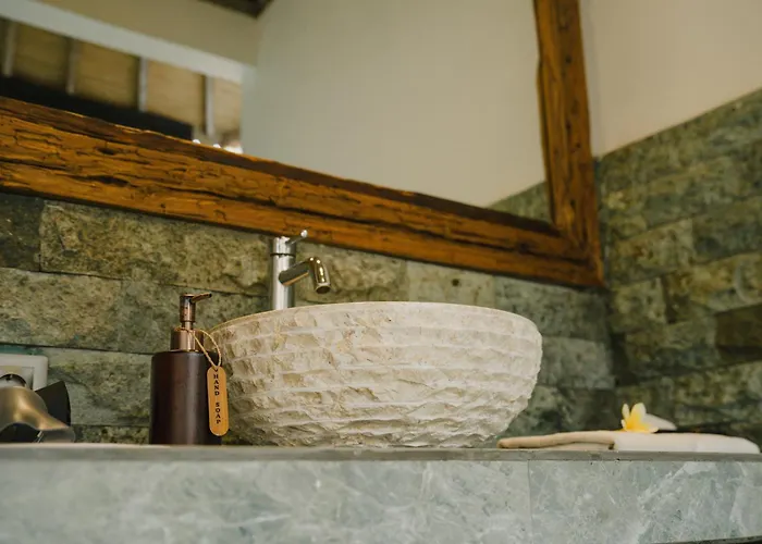 Villa Lungid Sari Uluwatu (Bali)