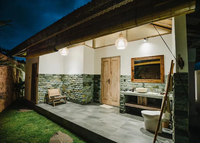 Lungid Sari Uluwatu (Bali)