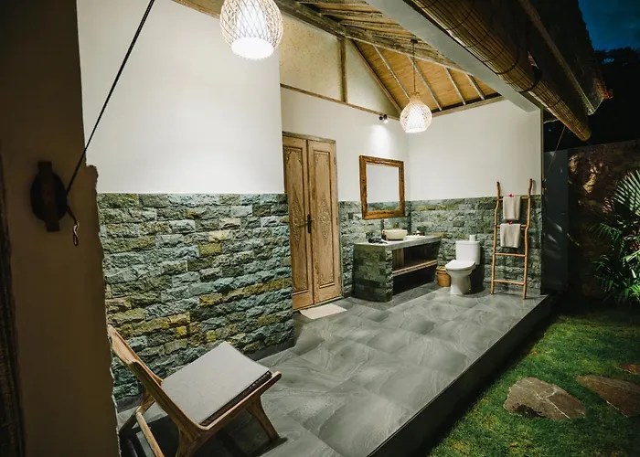 Villa Lungid Sari *